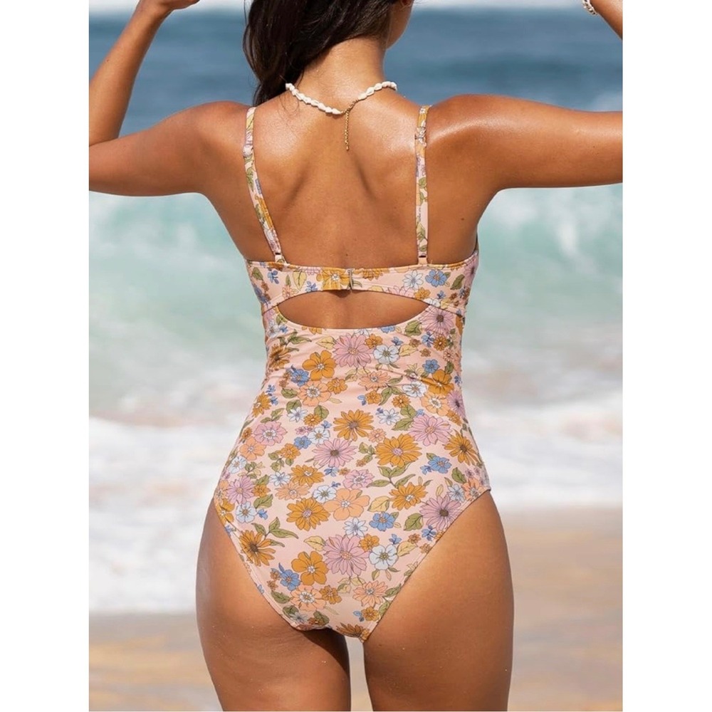NEW Cupshe Floral Tummy Contouring One Piece Swimsuit Pink Retro Size Small - Picture 4 of 8